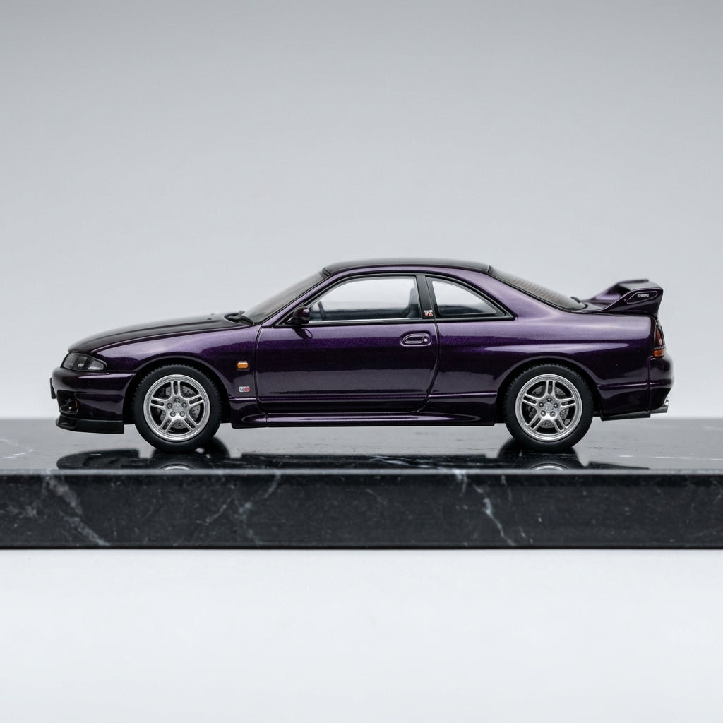 Nissan Skyline GT-R (R33) 3D Painted Model Kit